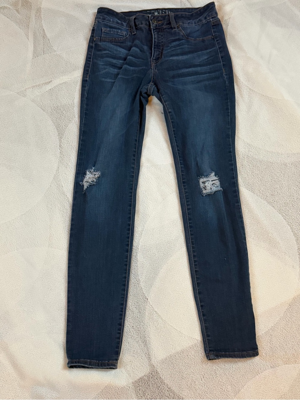 Women’s Dark Blue Distressed Skinny Jeans